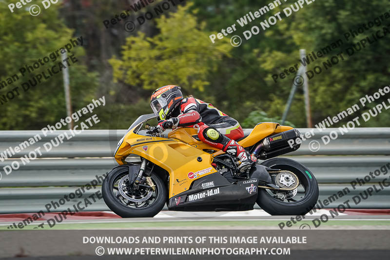 cadwell no limits trackday;cadwell park;cadwell park photographs;cadwell trackday photographs;enduro digital images;event digital images;eventdigitalimages;monteblanco trackday photographs;no limits trackdays;peter wileman photography;racing digital images;trackday digital images;trackday photos